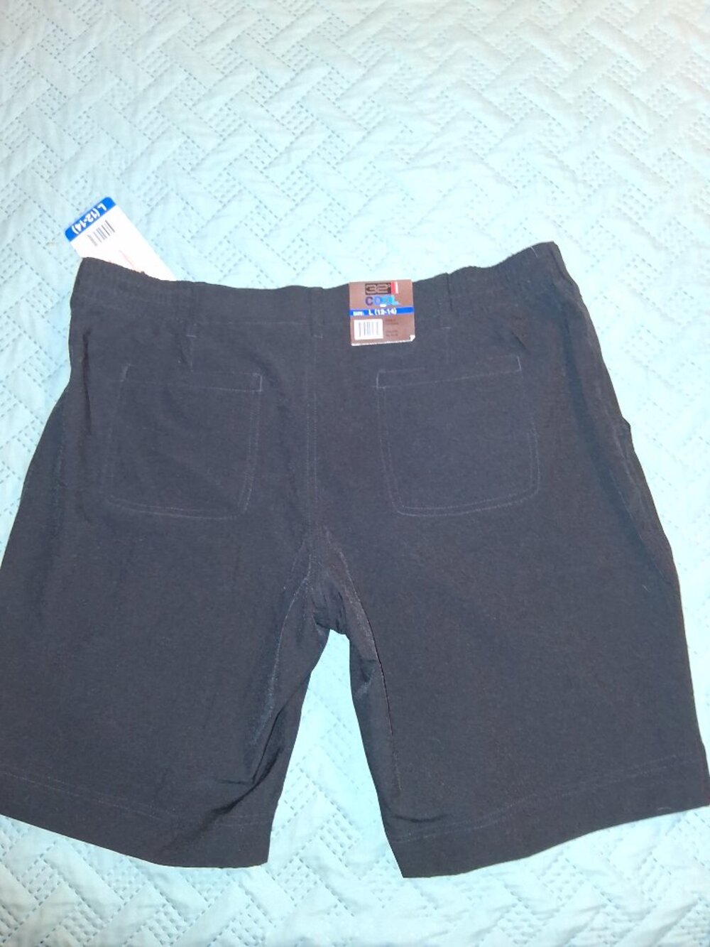 NWT 32 Degrees Women's Black Cargo Shorts-L - Picture 2 of 5